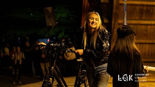 DŁ25!: Bieg światła wystartował.