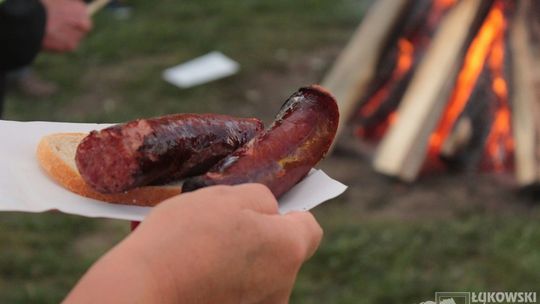  II wspólne śpiewanie pieśni wojskowych przy ognisku [FOTO]