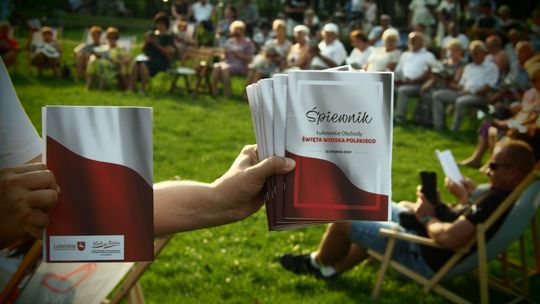 IV Wspólne Śpiewanie Pieśni Wojskowych Przy Ognisku [FOTO]