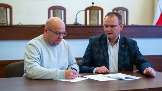Miasto Łuków: Umowy na upowszechnianie sportu podpisane