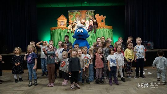 Niedziela z teatrem w ŁOK: spektakl „Kłamstwa kozy” [FOTO]