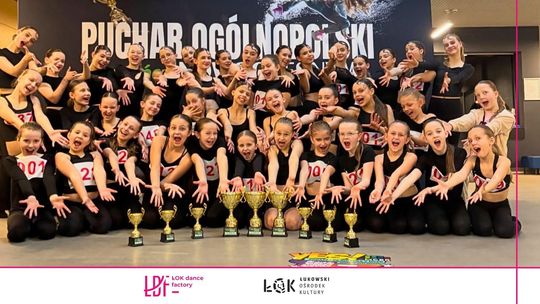 Puchary i medale dla ŁOK Dance Factory w Ogólnopolskim Turnieju w Markach [FOTO]