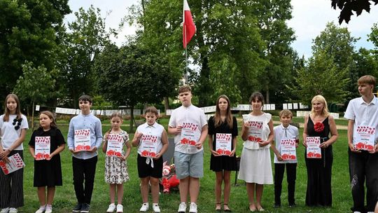 Recytatorzy ŁOK uczcili 82. Rocznicę Powstania Warszawskiego [FOTO]