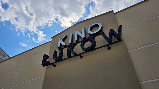 Wyjątkowy napis "ŁUKÓW" na naszym budynku