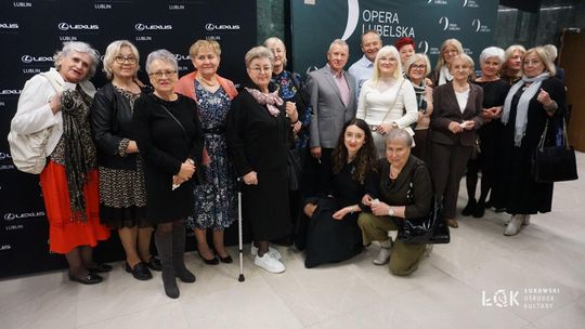 Wyjazd słuchaczy ŁUTW do Opery Lubelskiej na „Księżniczkę Czardasza” [FOTO]