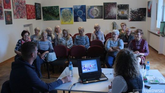 Wykład „Jesienne porządki w ogrodzie" dla ŁUTW [FOTO]