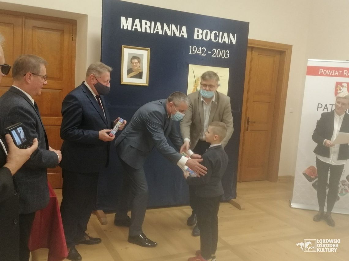 Łukowscy recytatorzy laureatami XVI Regionalnego Konkursu Recytatorskiego Poezji Marianny Bocian w Bełczącu