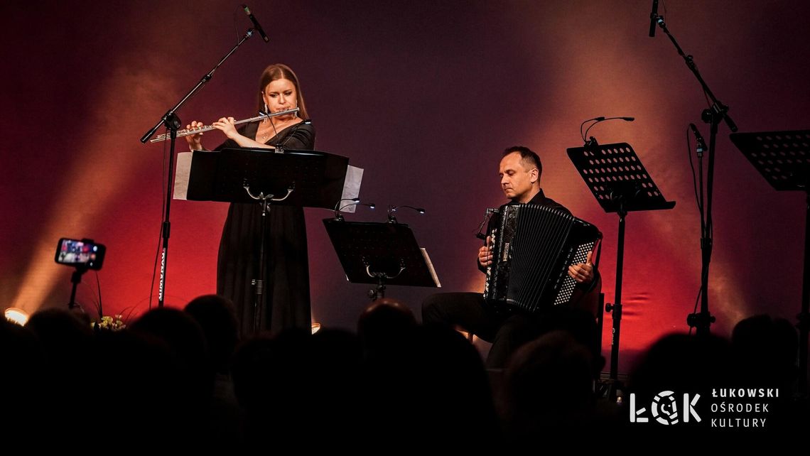 Magiczny wieczór pełen muzycznych uniesień. Za nami koncert „Fletowe impresje”! Magiczny wieczór pełen muzycznych uniesień. Za nami koncert „Fletowe impresje”!
