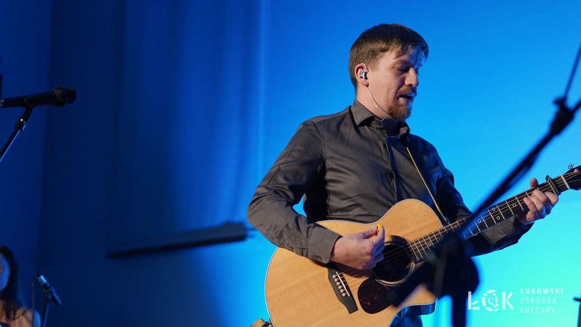 Nastrojowy wieczór pełen miłowania [FOTO]