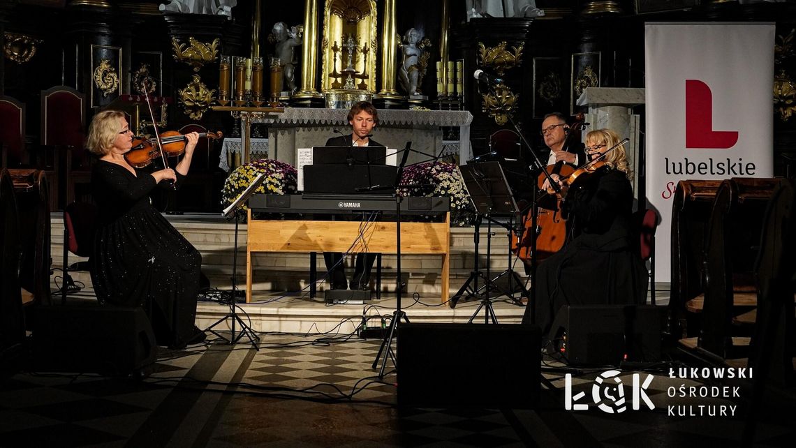 Piękny koncert patriotyczny „Ojczyzno ma...” w Narodowe Święto Niepodległości