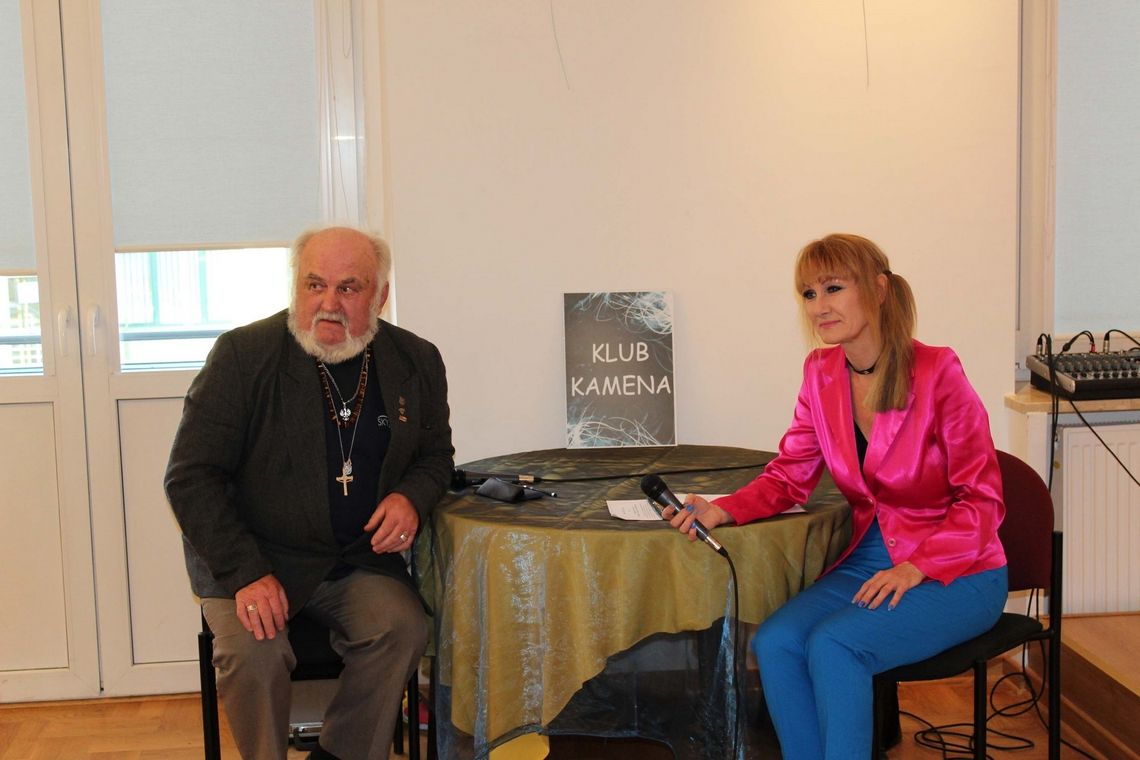 Spotkanie w klubie „Kamena” z łukowskim poetą Januszem Jastrzębskim w Galerii PROwizorium ŁOK