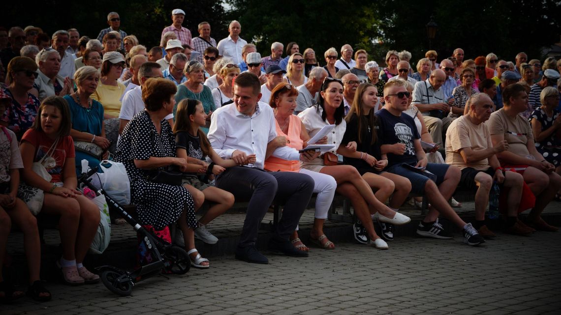 VII Wspólne Śpiewanie Pieśni Wojskowych Przy Ognisku [FOTO]