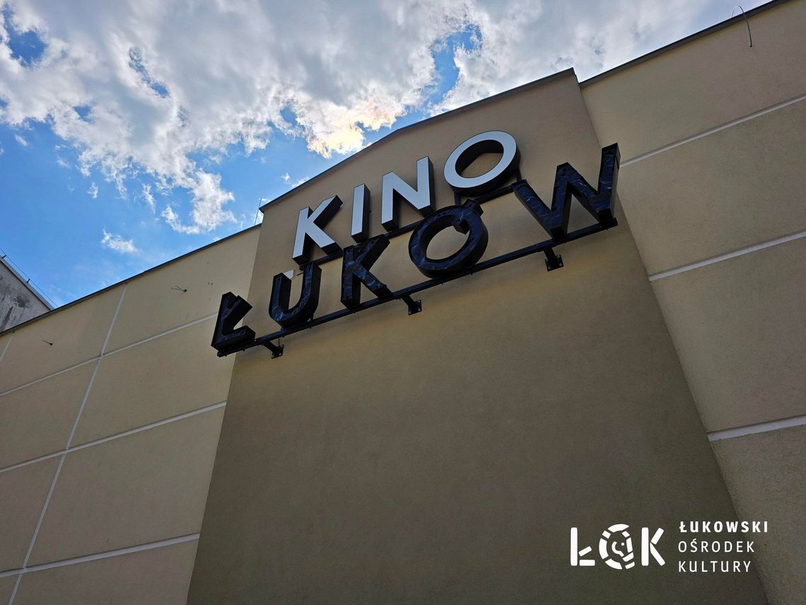 Wyjątkowy napis "ŁUKÓW" na naszym budynku