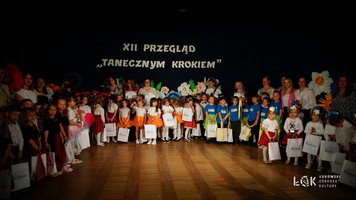 XII Przedszkolny Przegląd „Tanecznym Krokiem” w ŁOK [FOTO]